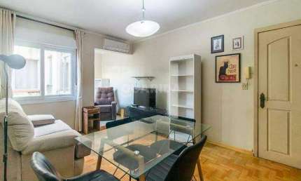 Apartamento com 2 quartos para alugar na Rua Duque de Caxias, Centro Histórico, Porto Alegre