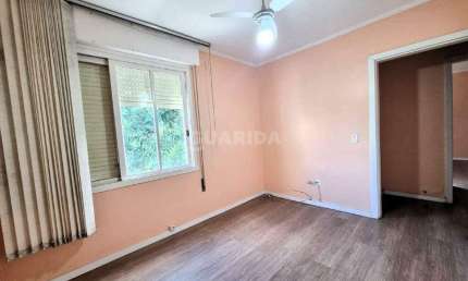 Apartamento para locação com 112m² com 3 dormitórios no bairro Petrópolis
