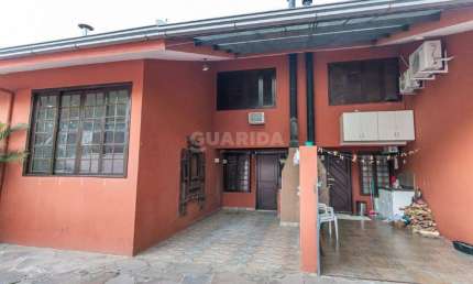 Casa em Condomínio com 2 dormitórios no bairro Tristeza