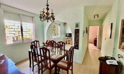 Apartamento mobiliado com 1 dormitório no bairro Cavalhada