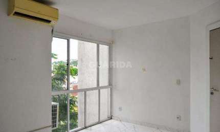 Apartamento com 2 dormitórios para alugar no bairro Teresópolis