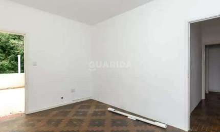 Casa Residencial com 6 dormitórios e 5 vagas de garagem, no bairro Rio Branco