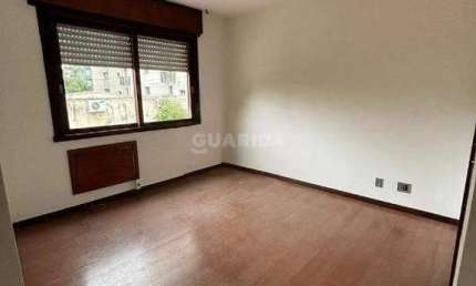 Apartamento com 3 dormitórios, sendo 1 suíte e 1 vaga de garagem, no Bairro Auxiliadora