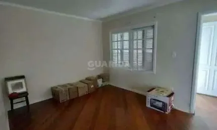 Casa Residencial com 4 dormitórios e 1 vaga de garagem no Bairro Jardim Itu Sabará