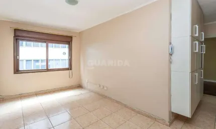 Apartamento com 2 dormitórios no bairro Centro Histórico