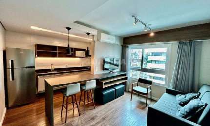Apartamento mobiliado com 1 dormitório suíte no bairro Moinhos de Vento