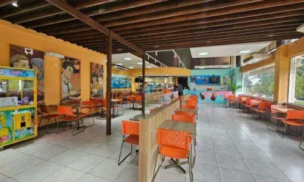 Loja/Ponto Comercial para aluguel, 80 vagas, Cristal - Porto Alegre/RS