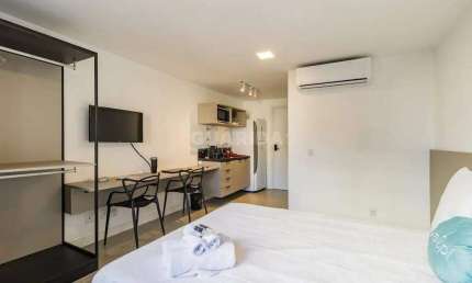 Apartamento estilo Studio mobiliado com 1 dormitório no bairro Rio Branco
