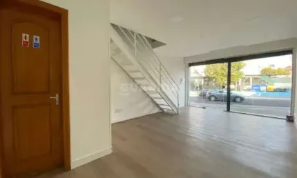 Ponto comercial para alugar na Avenida Neusa Goulart Brizola, Petrópolis, Porto Alegre