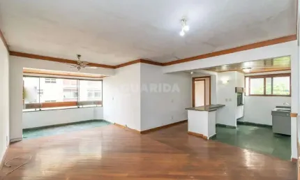 Apartamento com 2 dormitórios, 1 vaga de garagem, no bairro Bela Vista