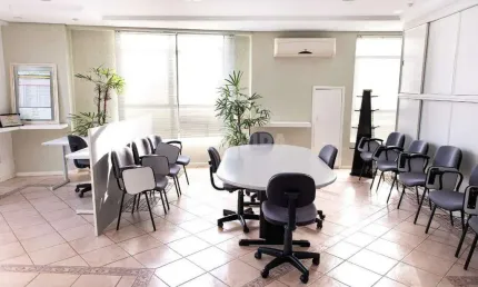Conjunto comercial para alugar no bairro Higienópolis.