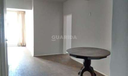 Apartamento de 3 dormitório no bairro Centro Histórico.