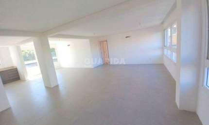 Apartamento de 03 dormitórios, sendo 01 suíte no bairro Tristeza.