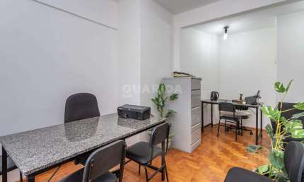 Sala Comercial mobiliada, no bairro Centro Histórico.