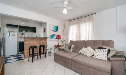 Apartamento mobiliado de 1 dormitório no bairro Cidade Baixa.