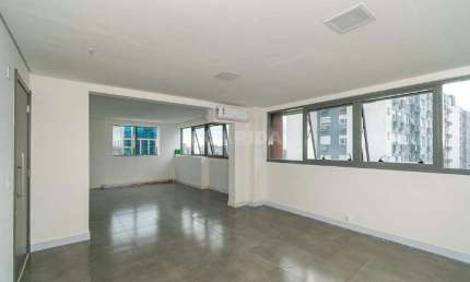 Conjunto comercial com 2 vagas cobertas no bairro Jardim Lindoia!