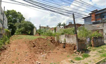 Terreno com 327m² para alugar no bairro Cristo Redentor
