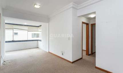 Apartamento com 2 dormitórios e 2 vagas de garagem, no bairro Petrópolis