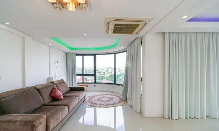 Luxuoso apartamento de 2 dormitórios, semi mobiliado e com vista definida no bairro Jardim Itú Sabará!