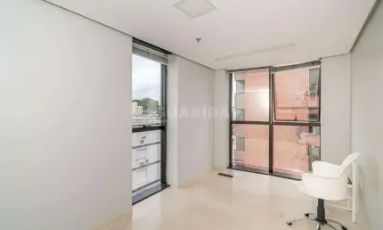 Sala comercial para alugar na Rua Casemiro de Abreu, Bela Vista, Porto Alegre