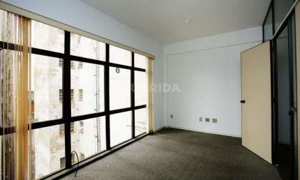 Sala comercial para alugar na Rua Coronel Fernando Machado, Centro Histórico, Porto Alegre