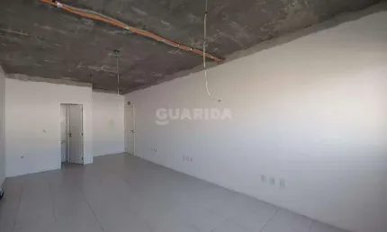 Sala comercial para alugar na Avenida Eduardo Prado, Cavalhada, Porto Alegre