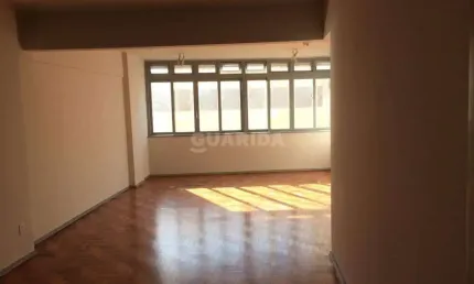Sala comercial para alugar na Praça Osvaldo Cruz, Centro Histórico, Porto Alegre