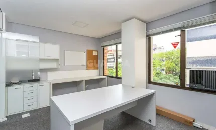 Sala comercial para alugar na Rua Carazinho, Petrópolis, Porto Alegre