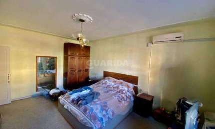 Apartamento mobiliado de 3 dormitórios para alugar no bairro Petrópolis.