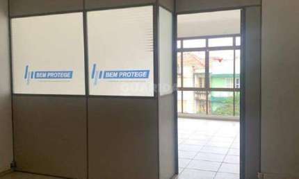 Sala comercial para alugar na Avenida Protásio Alves, Rio Branco, Porto Alegre