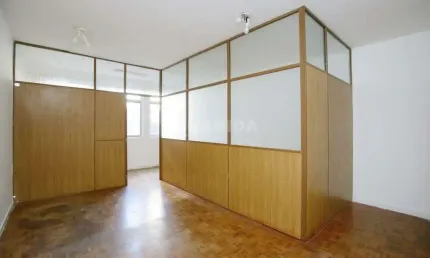Sala comercial para alugar na Rua dos Andradas, Centro Histórico, Porto Alegre