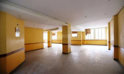 Sala comercial para alugar na Rua Vigário José Inácio, Centro Histórico, Porto Alegre