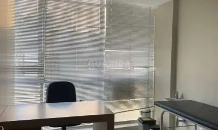 Sala comercial no Centro Histórico de Porto Alegre.