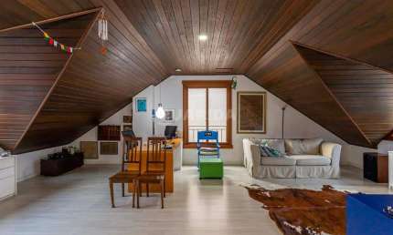 Casa 3 dormitórios todos com suítes, em condomínio de alto padrão.
