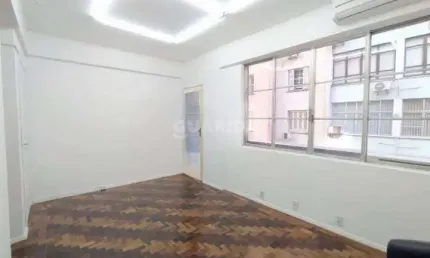 Sala comercial para alugar na Rua Vigário José Inácio, Centro Histórico, Porto Alegre