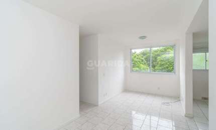 Apartamento com 3 dormitórios, sendo 1 suíte, e 1 vaga de garagem no bairro Ipanema.