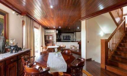 Casa em Condomínio para aluguel, 6 quartos, 2 suítes, 6 vagas, CAVALHADA - Porto Alegre/RS