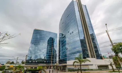 Ponto comercial para alugar na Avenida Senador Tarso Dutra, Petrópolis, Porto Alegre