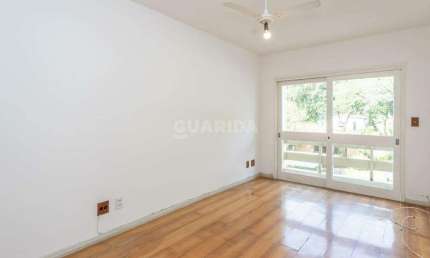 Apartamento de 1 dormitório com sacada no Bairro Tristeza.