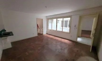 Apartamento amplo com 2 quartos no bairro Cidade Baixa - Porto Alegre/RS