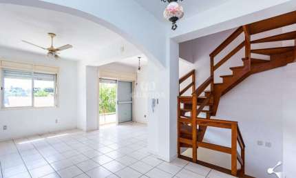 Casa residencial de 3 dormitórios, sendo 1 suíte no bairro Jardim Itu Sabará.
