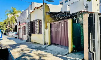 Casa comercial com 1 vaga de garagem no bairro rio branco