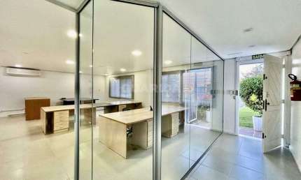 Casa comercial para alugar na Avenida Monte Cristo, Vila Nova, Porto Alegre