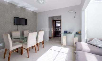 Casa Residencial/Sobrado para aluguel, 4 quartos, 2 suítes, 3 vagas de garagem, Menino Deus - Porto Alegre/RS