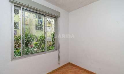 Apartamento com 2 dormitórios e 1 vaga de garagem no bairro Vila Nova