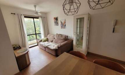 Apartamento mobiliado com 2 dormitórios no bairro Alto Petrópolis.