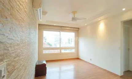 Apartamento com 2 dormitórios e 2 vagas de garagem no bairro Moinhos de Vento!