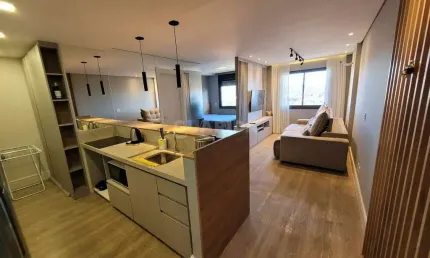 Apartamento mobiliado com 1 dormitório e 1 vaga de garagem no bairro Petrópolis!