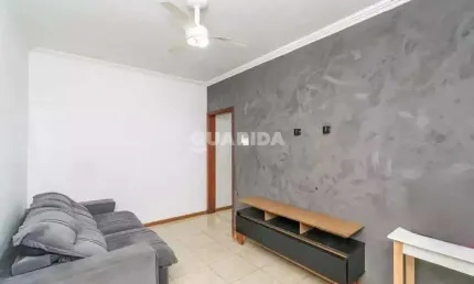 Apartamento com 3 dormitórios, sendo 2 com sacada, no bairro Partenon - Porto Alegre/RS