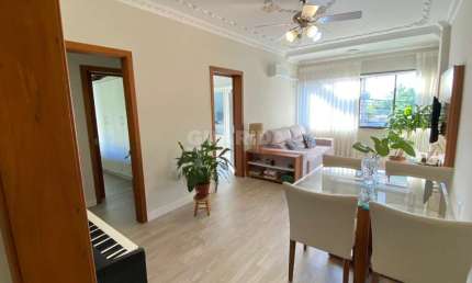 Apartamento com 3 dormitórios para alugar no bairro Moinhos de Vento.